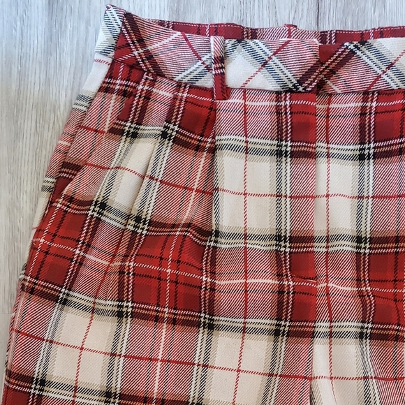 H&M Red & White Plaid High Rise Pleated Front Tweed Trousers Pants Size 4 - Picture 3 of 10
